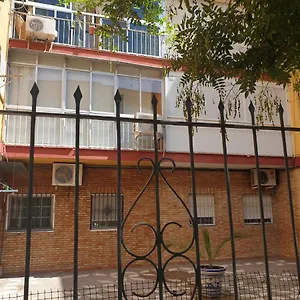 dona-lola-house.es-andalucia.com/